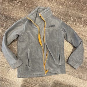 Boys size 8 Columbia jacket